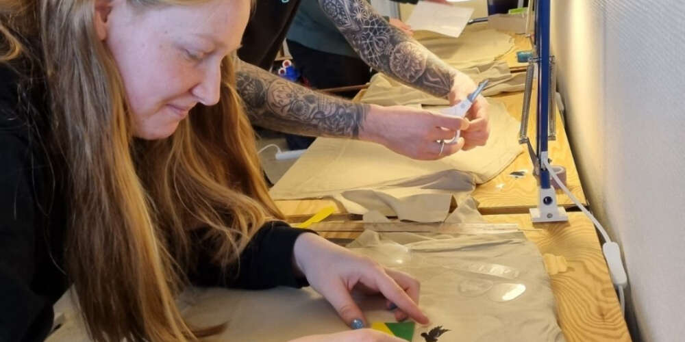 Elever laver t-shirts